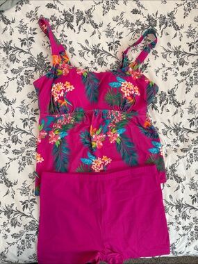 Swimsuits For All Fuchsia Tropical Floral Tankini with Solid Fuchsia Short